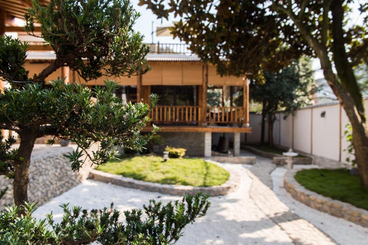 Mogan Mingtai Villa Huzhou Esterno foto